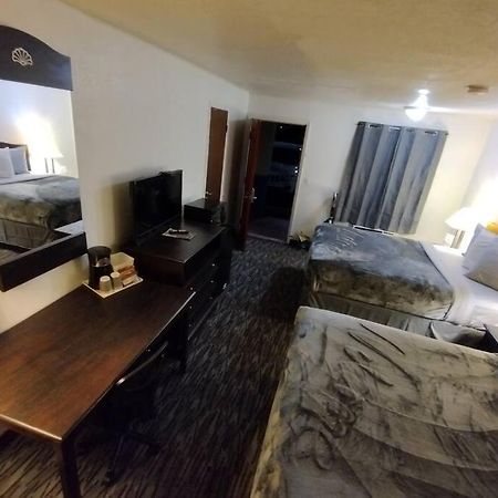 Hotel 2 Queen Beds Hotel Room 126 Wi-Fi Booking 斯蒂尔沃特 外观 照片